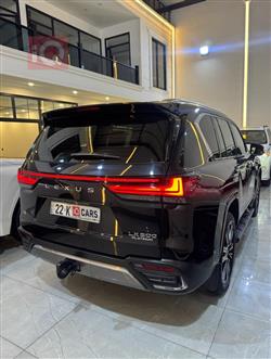 Lexus LX
